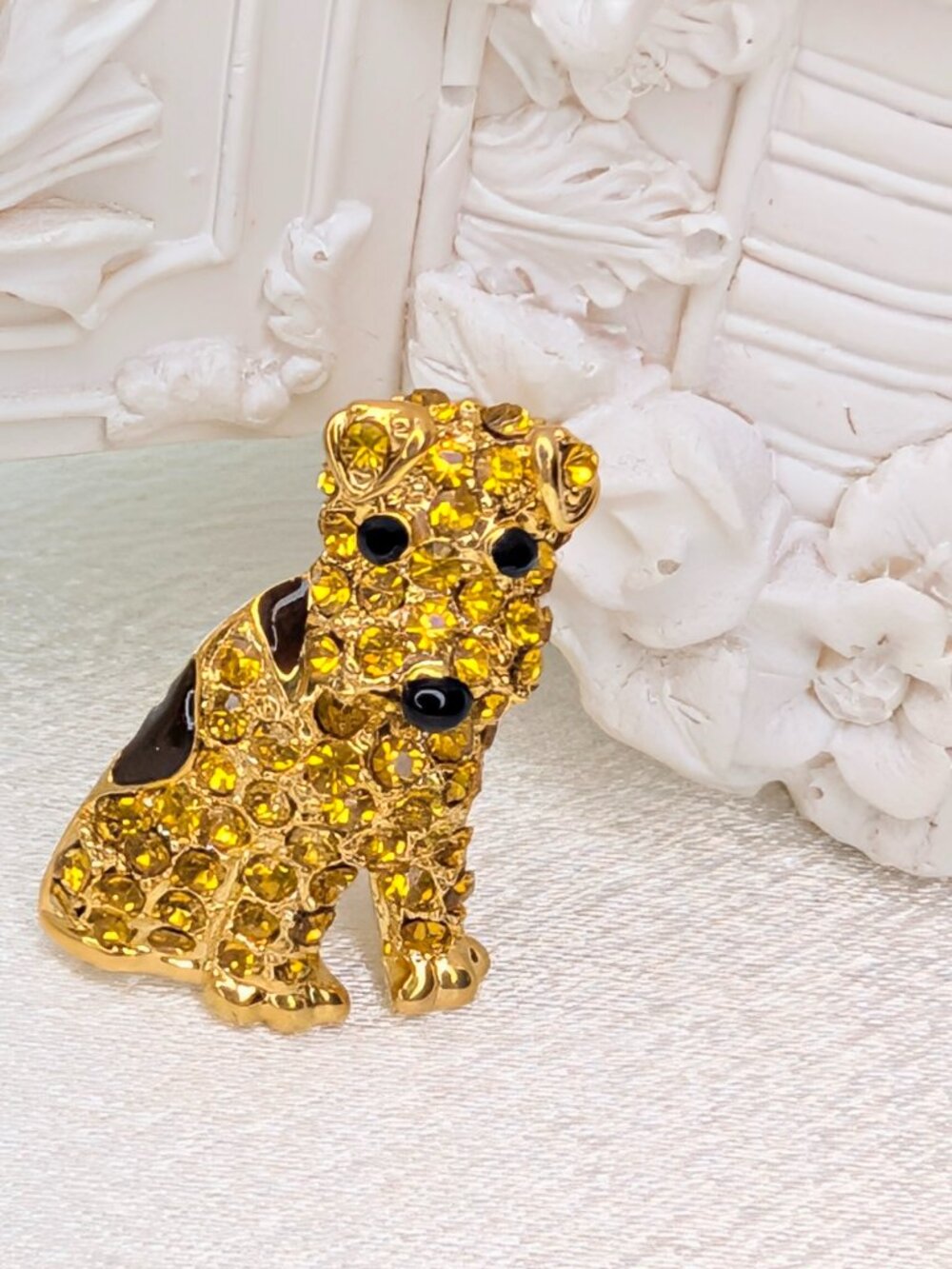 NEW Airedale Dog Pin